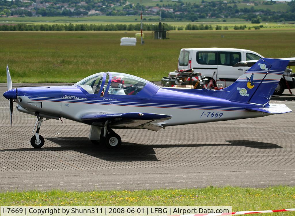 I-7669, Alpi Aviation Pioneer 300 Hawk C/N Not found I-7669, Used as spare during LFBG Airshow 2008... Returning to home base...