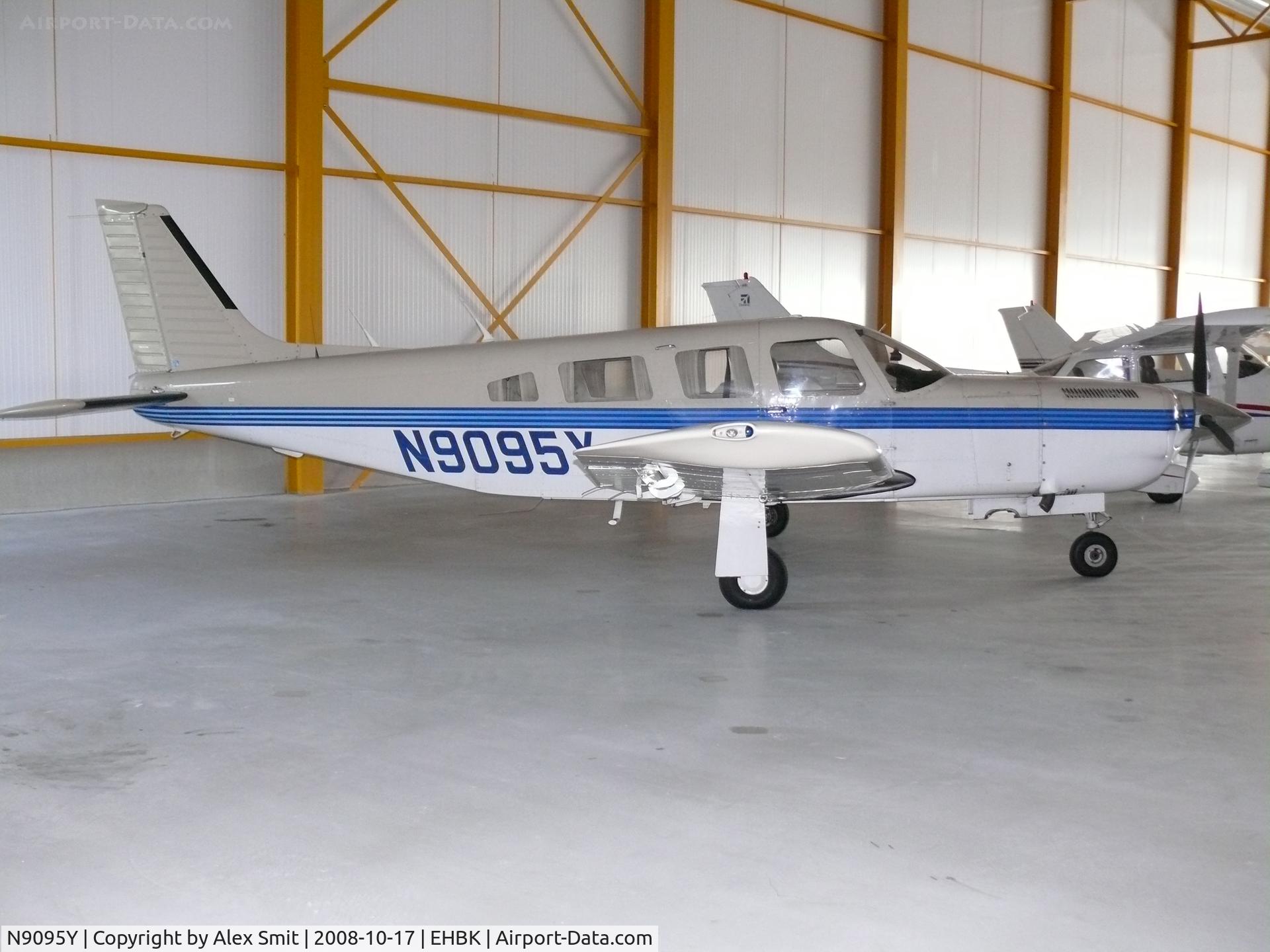 N9095Y, 1985 Piper PA-32R-301T Turbo Saratoga C/N 32R-8529008, Piper Pa32-301T Turbo Saratoga SP N9095Y Simply Living
