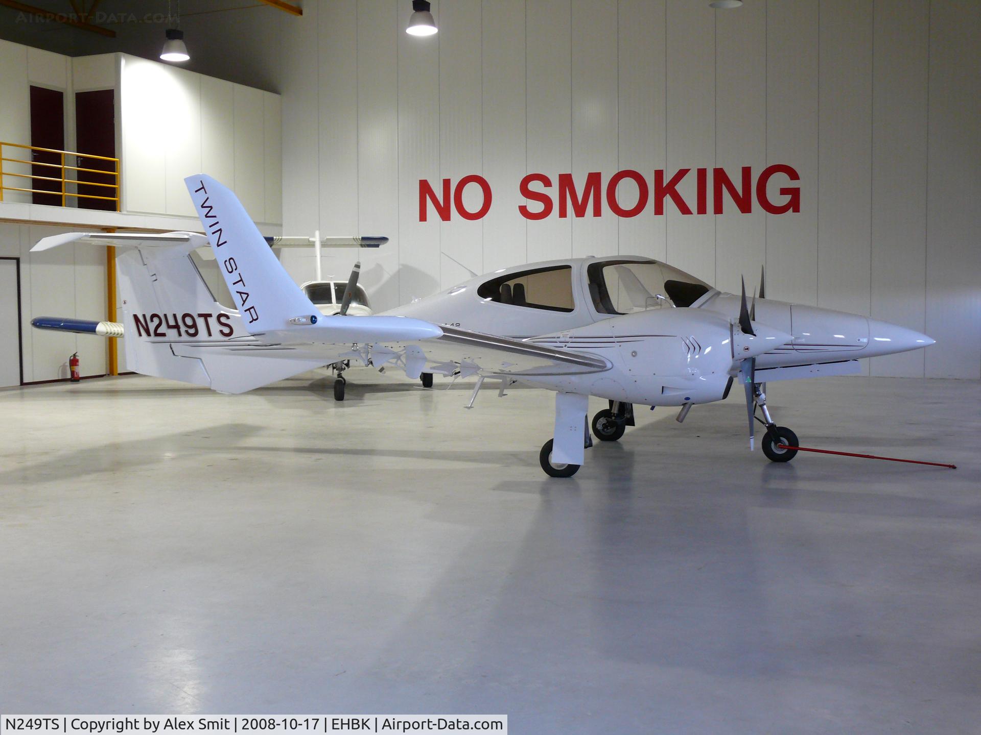 N249TS, 2008 Diamond DA-42 Twin Star C/N 42.376, Diamond Aircraft DA42 Twin Star N249TS Air Service Limburg parked inside the ASL hangar