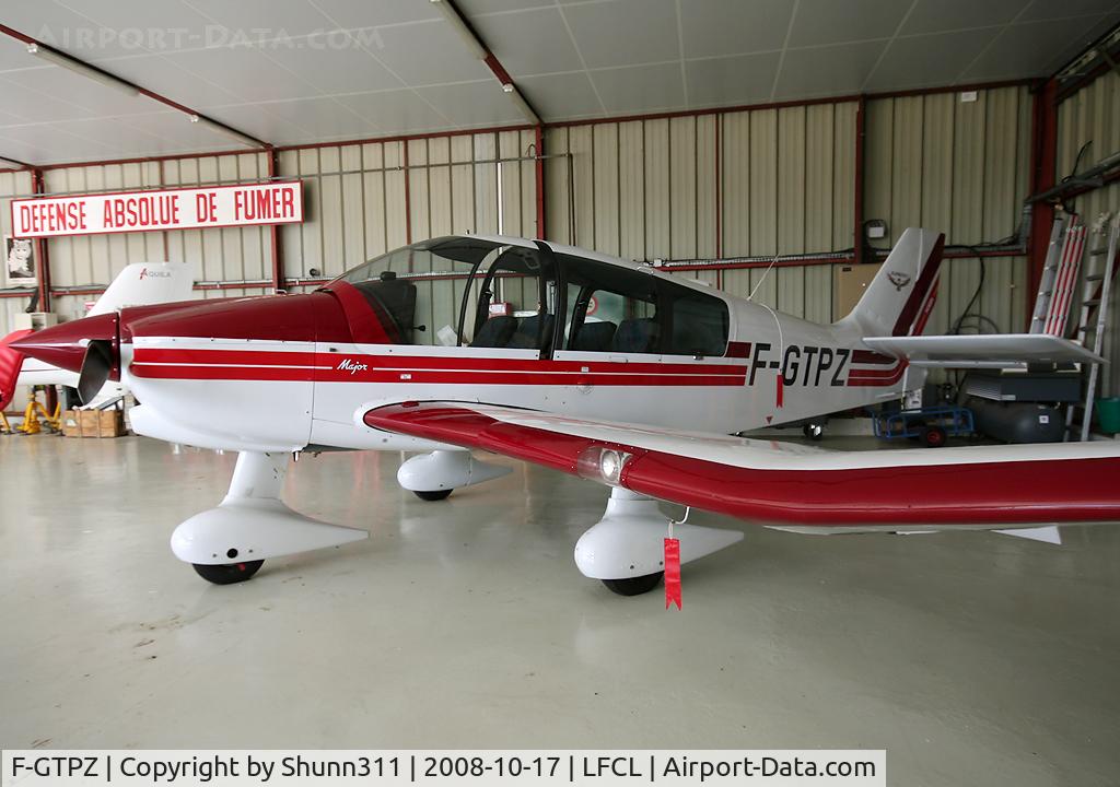 F-GTPZ, Robin DR-400-160 Chevalier C/N 2403, Thanks so much to the ISAE crew member for welcome ;-)