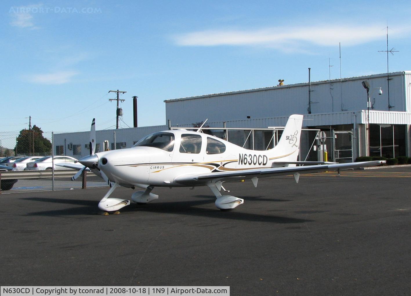 N630CD, 2004 Cirrus SR22 C/N 0962, at Queen City