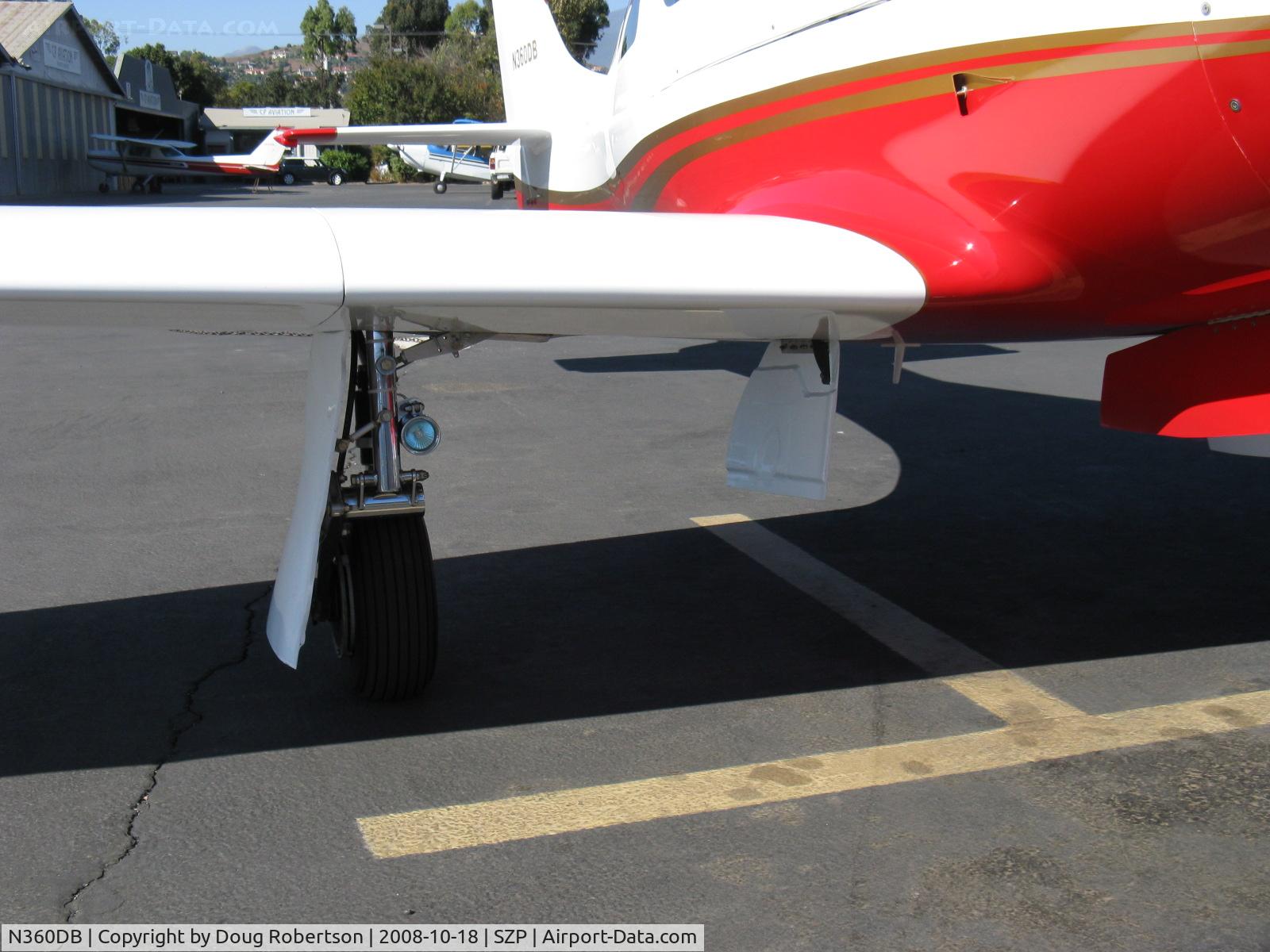 N360DB, 1996 Lancair 320 C/N 252, 1996 Vansodol LANCAIR 320, fully enclosed retractible right main gear with landing light