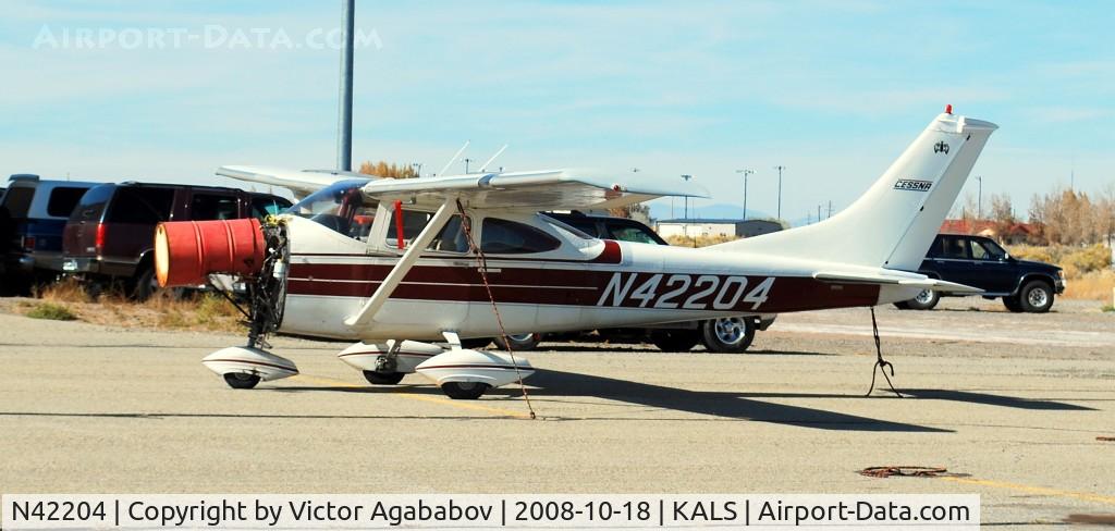 N42204, 1968 Cessna 182L Skylane C/N 18258897, At Alamosa. The Unhappy plane.