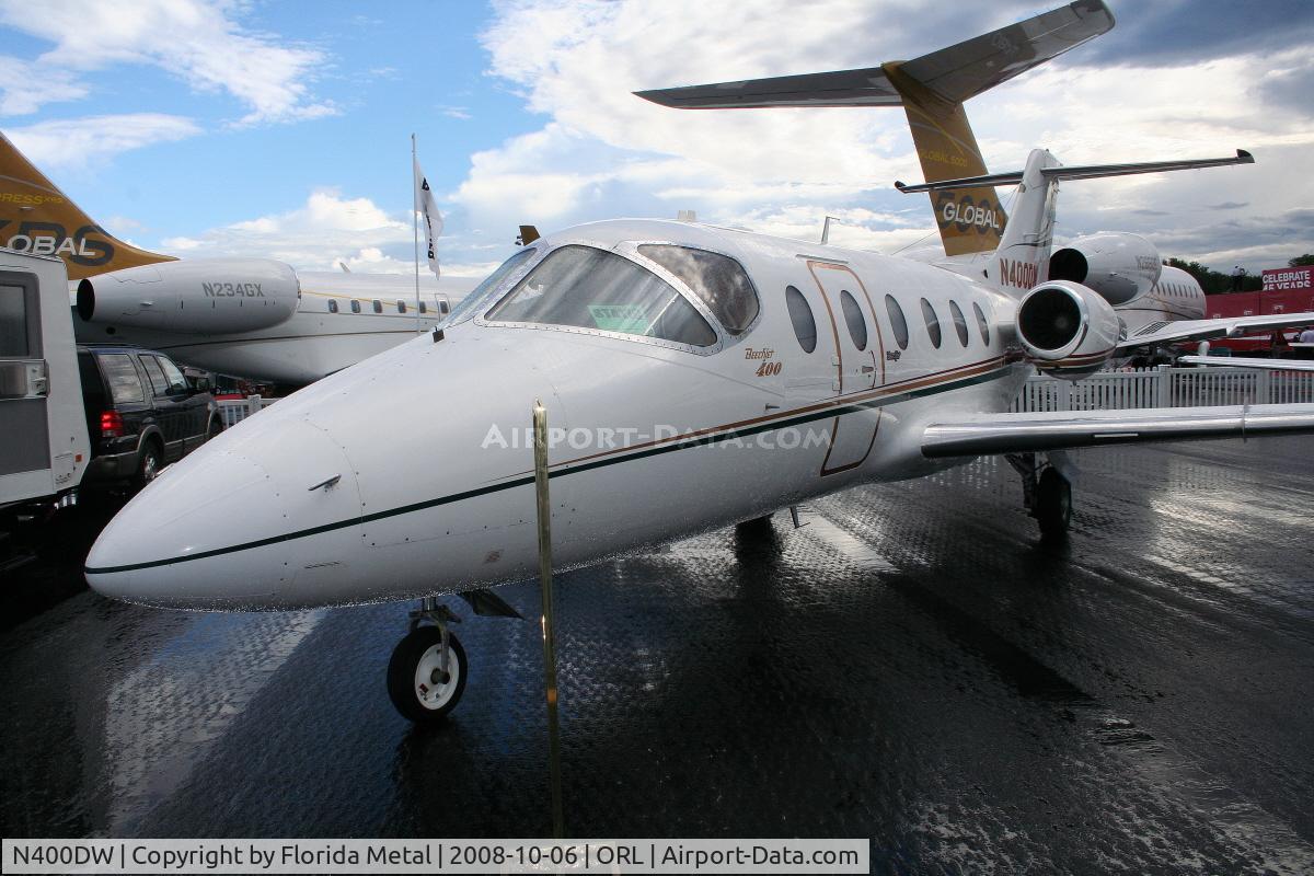 N400DW, 1988 Beech 400 Beechjet C/N RJ-40, Beech 400A at NBAA