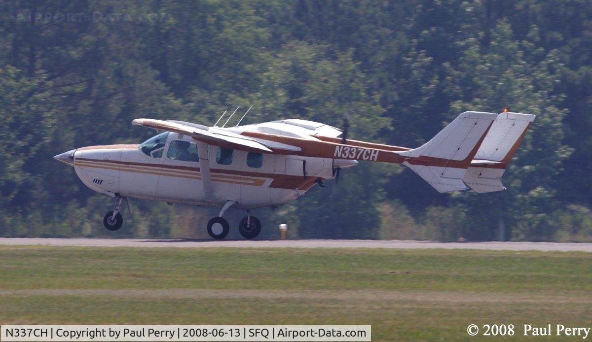 N337CH, 1977 Cessna T337H Turbo Skymaster C/N 33701836, Off again