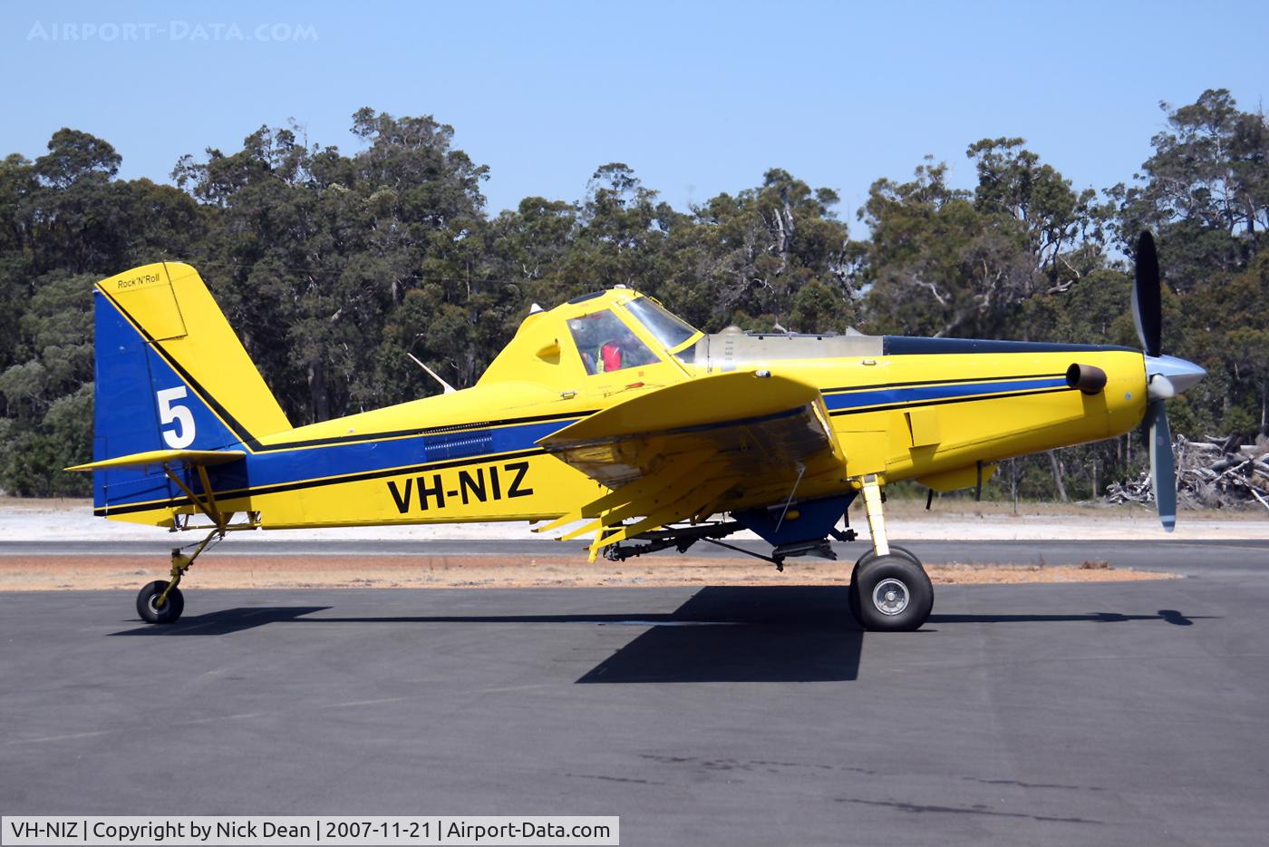 VH-NIZ, 2005 Air Tractor Inc AT-602 C/N 602-1134, Margaret River Airstrip Western Australia