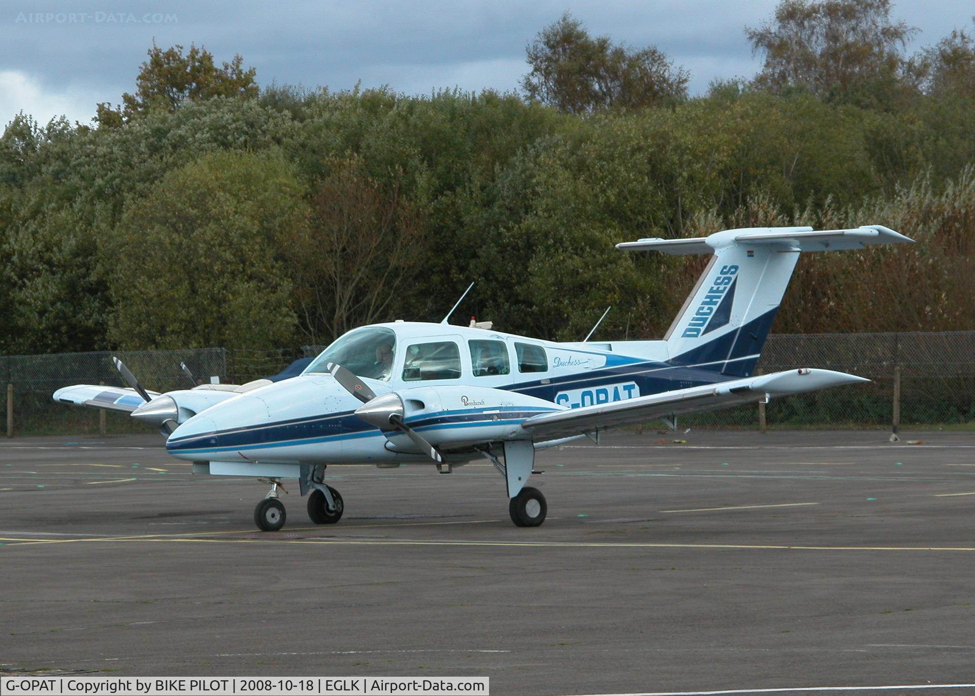 G-OPAT, 1979 Beech 76 Duchess C/N ME-304, NICE LOOKING DUCHESS