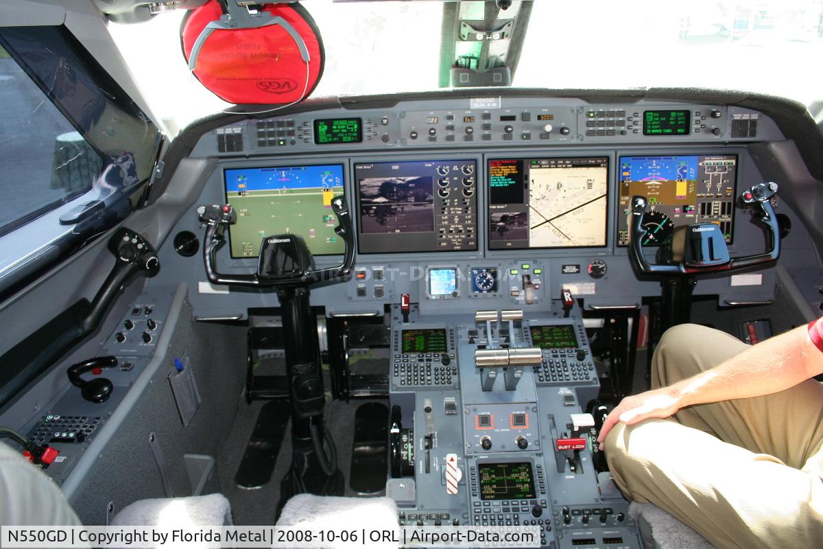 N550GD, 2008 Gulfstream Aerospace GV-SP (G550) C/N 5184, Gulfstream G550 at Gulfstream display at NBAA