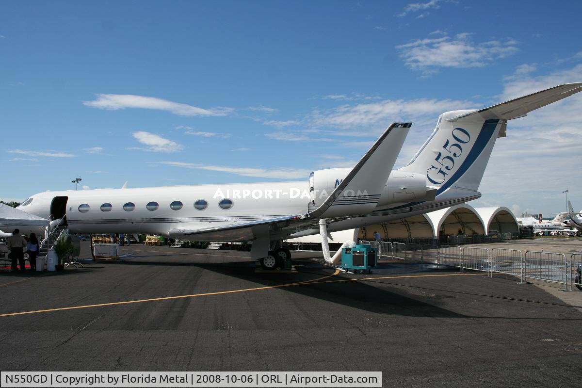 N550GD, 2008 Gulfstream Aerospace GV-SP (G550) C/N 5184, Gulfstream G550 at Gulfstream display at NBAA