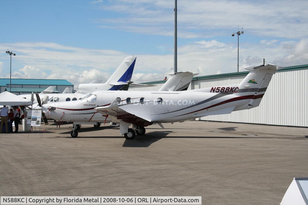 N588KC, 2004 Pilatus PC-12/45 C/N 588, Pilatus PC-12 at NBAA Orlando