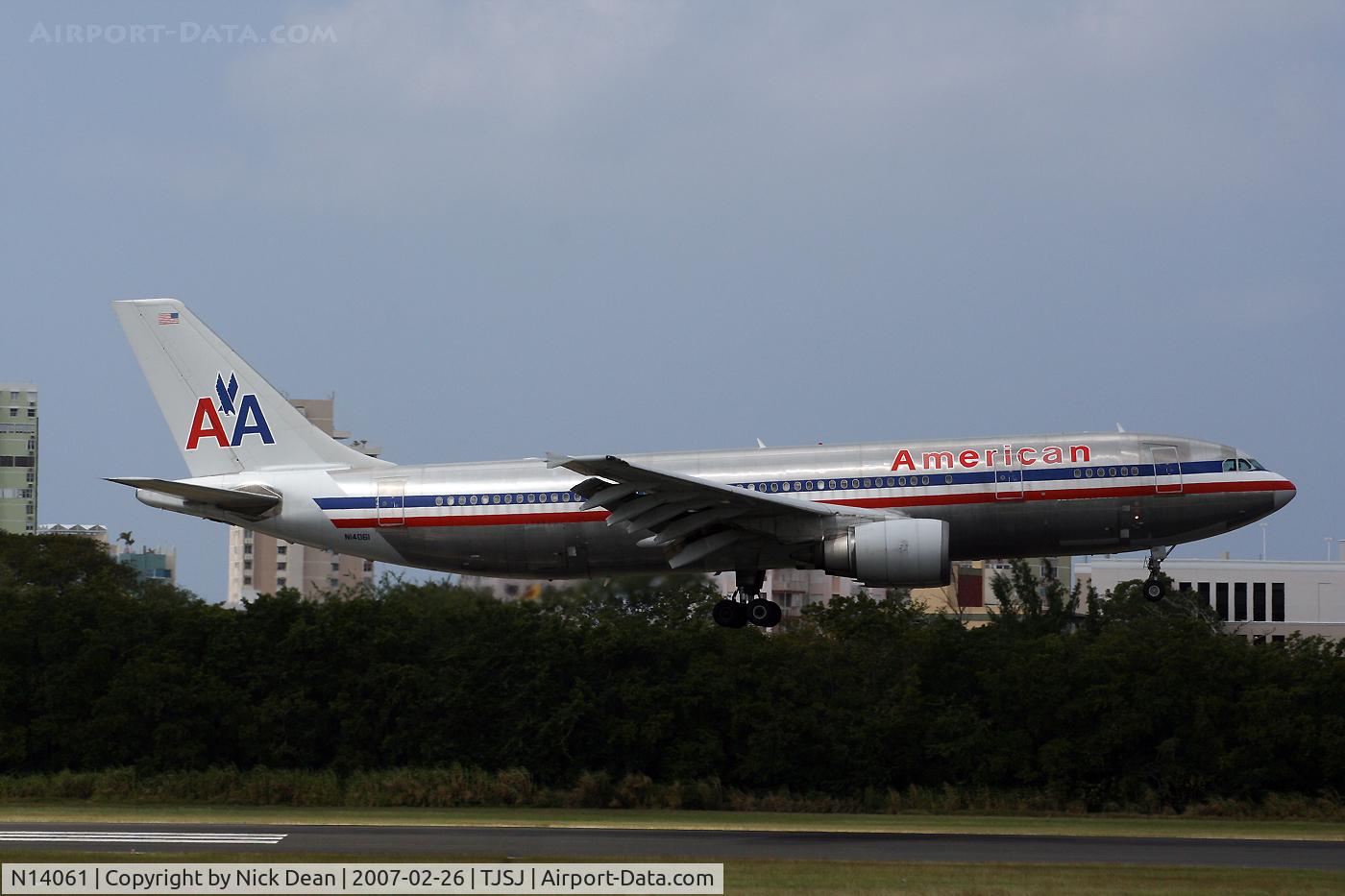 N14061, 1988 Airbus A300B4-605R C/N 471, /