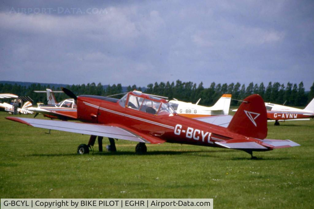 G-BCYL, 1952 De Havilland DHC-1 Chipmunk 22 C/N C1/0283, SMART CHIPPY SCANNED FROM SLIDE