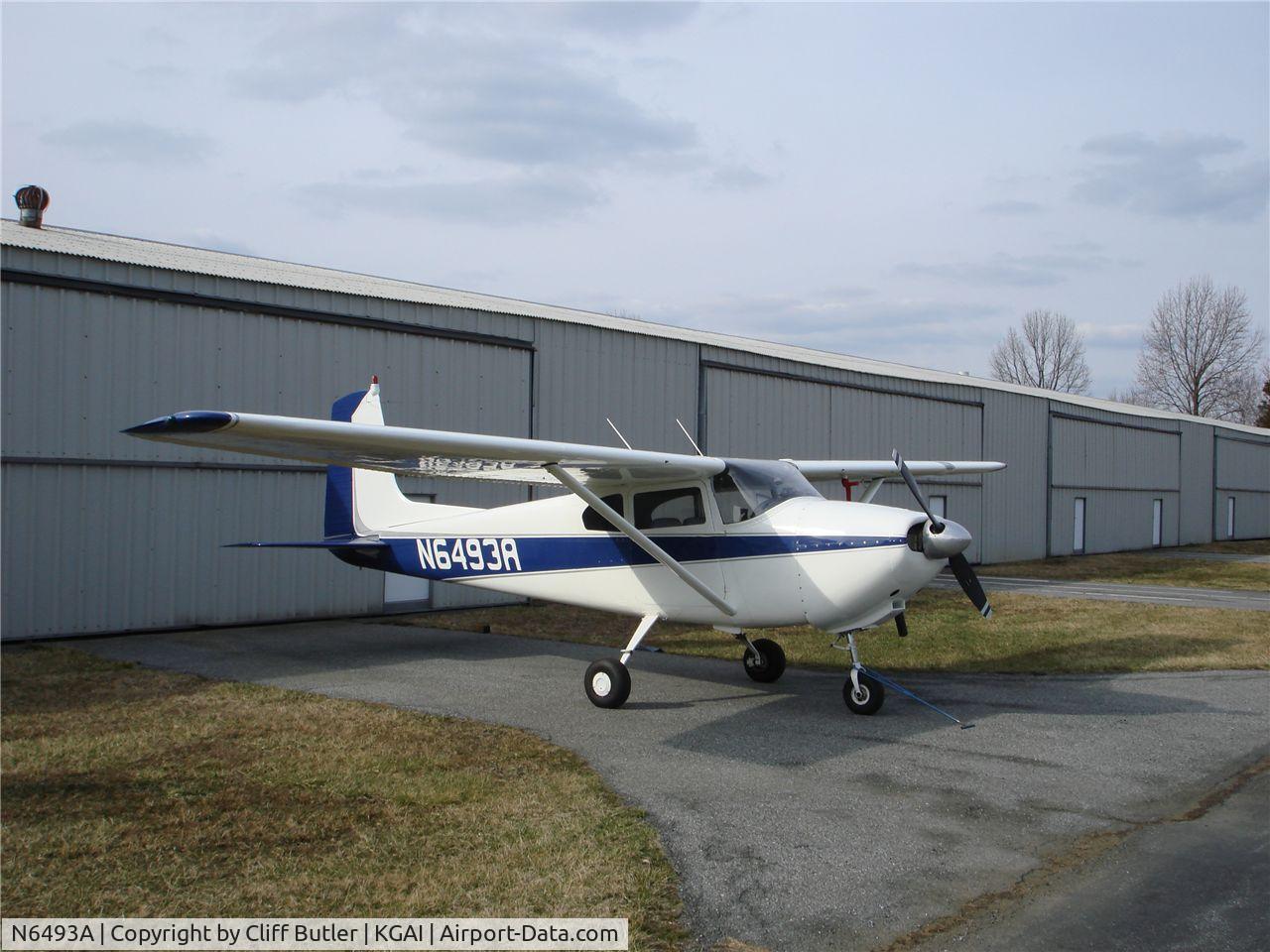 N6493A, 1956 Cessna 182 Skylane C/N 33293, N6493A at KGAI just before being sold to John Bond.  The plane is now based at KLNC.