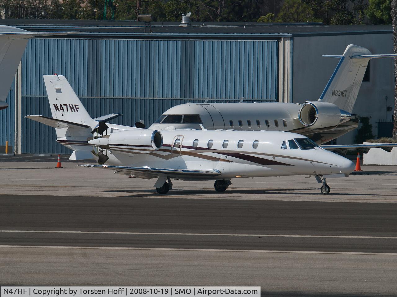 N47HF, 2003 Cessna 560XL C/N 560-5347, N47HF testing the thrust reversers while taxiing