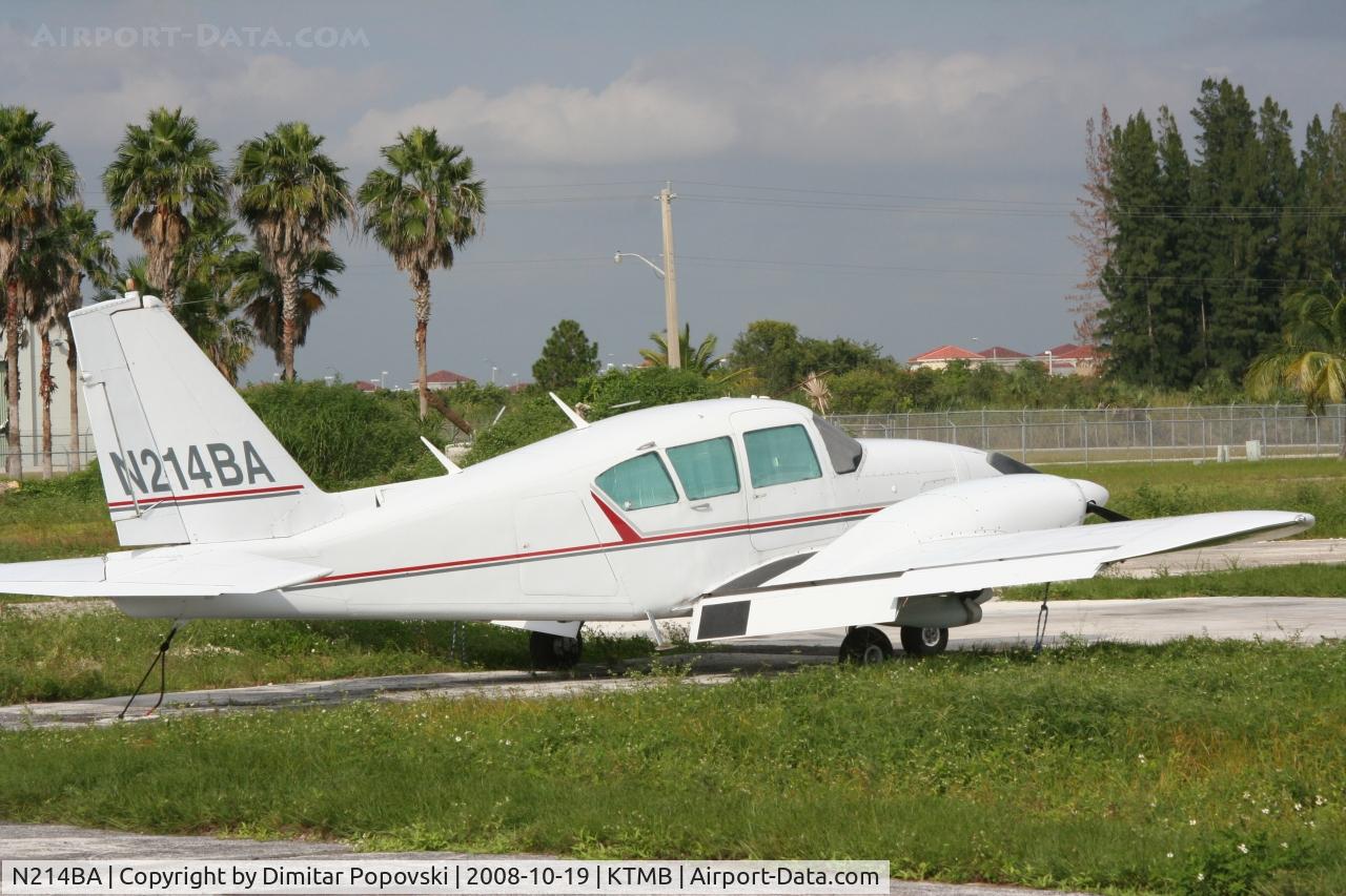 N214BA, 1970 Piper PA-23-250 C/N 27-4562, /