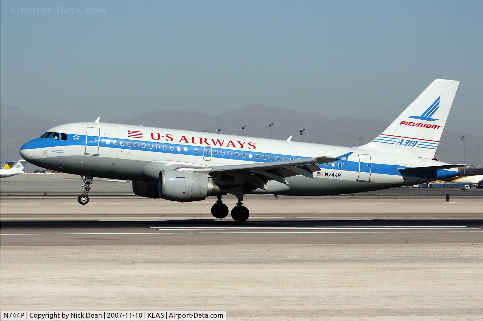 N744P, 2000 Airbus A319-112 C/N 1287, /