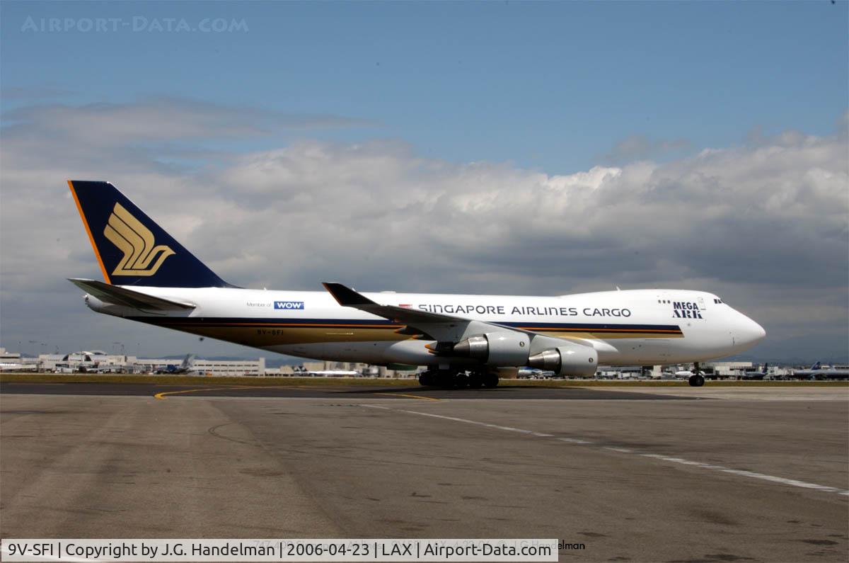 9V-SFI, 2000 Boeing 747-412F/SCD C/N 28027, at LAX