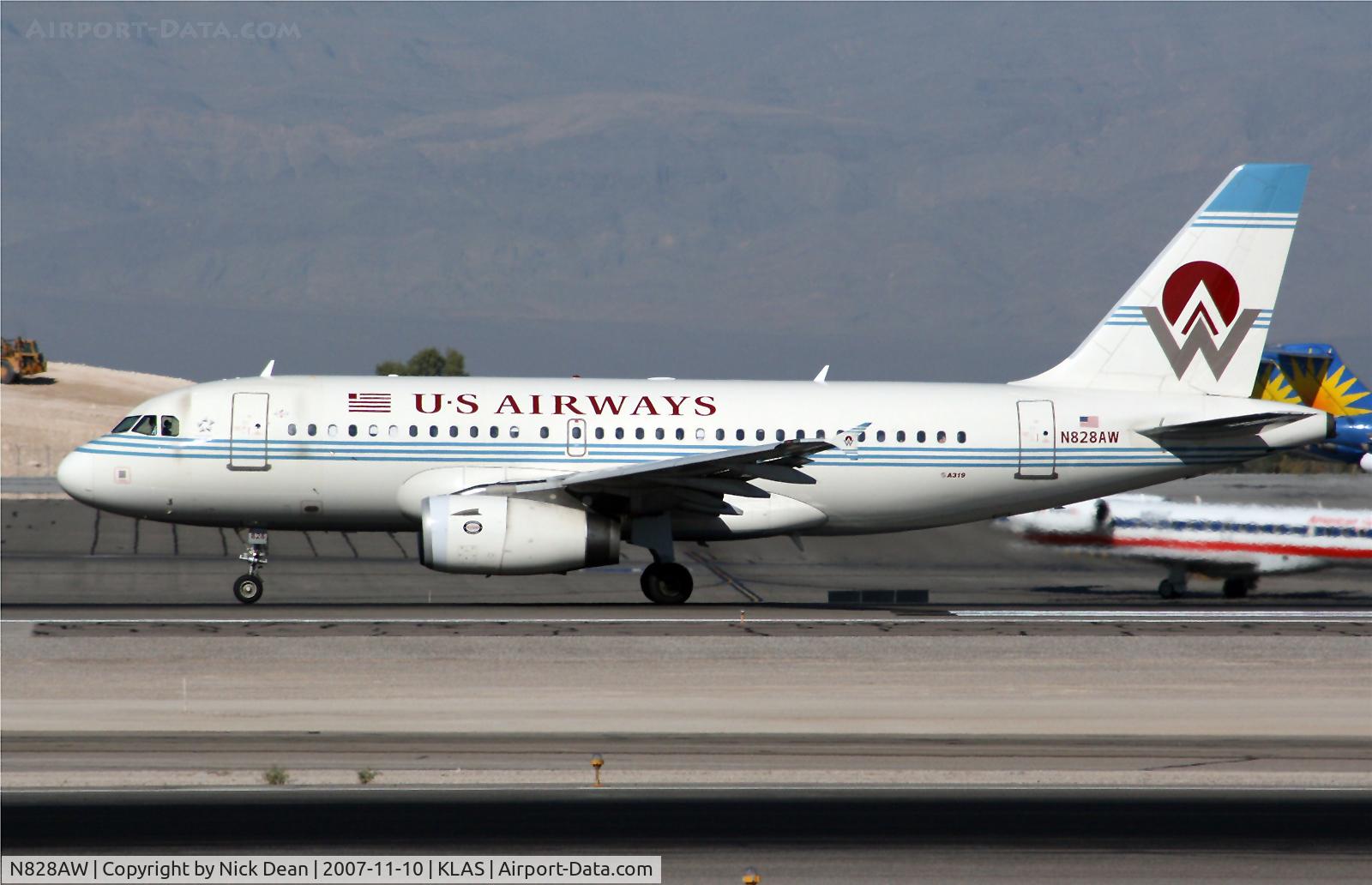 N828AW, 2001 Airbus A319-132 C/N 1552, /