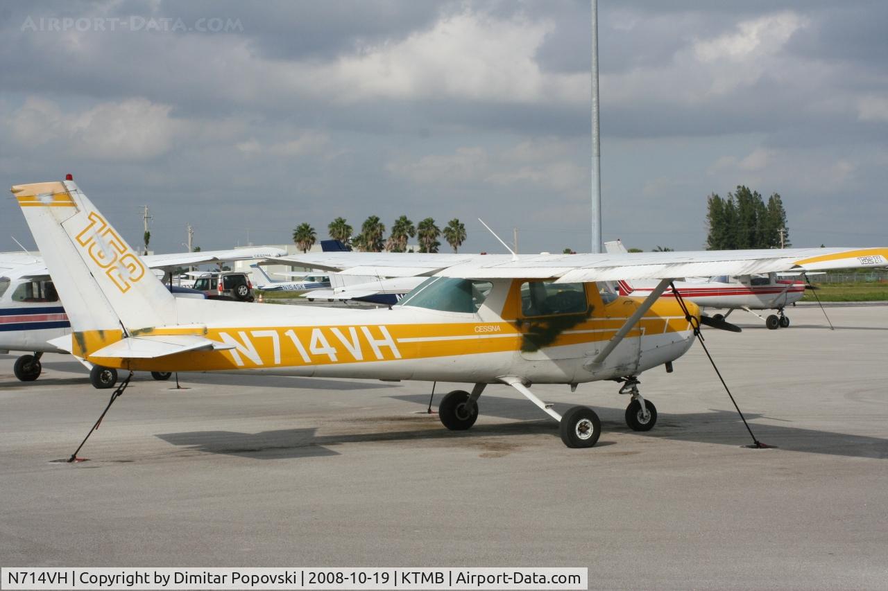 N714VH, 1977 Cessna 152 C/N 15279463, /