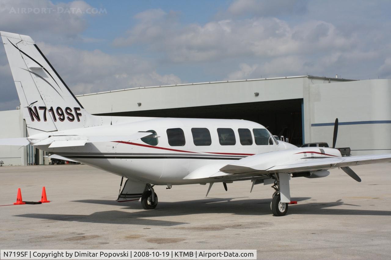 N719SF, 1978 Piper PA-31-350 Chieftain C/N 31-7852057, Piper Navajo Chieftain