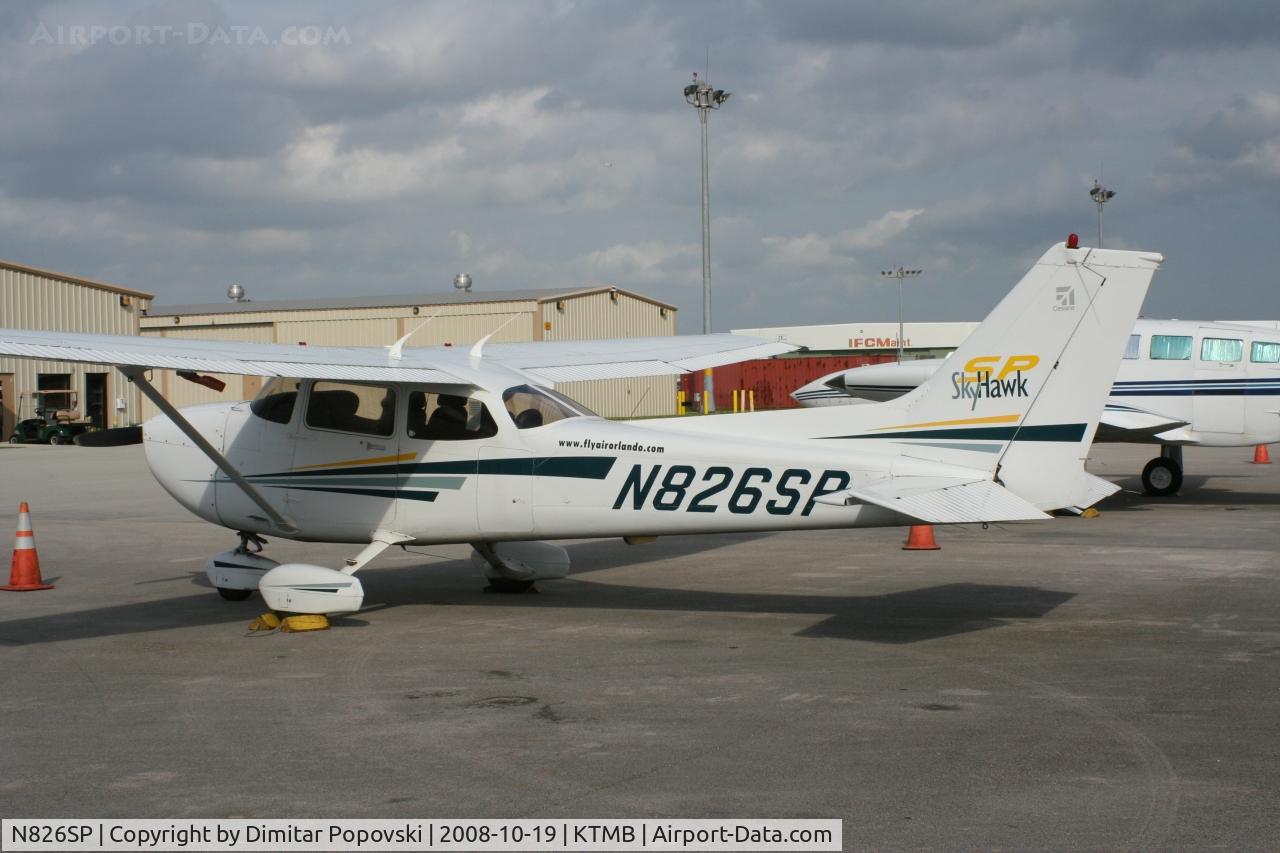 N826SP, 2001 Cessna 172S C/N 172S8739, /