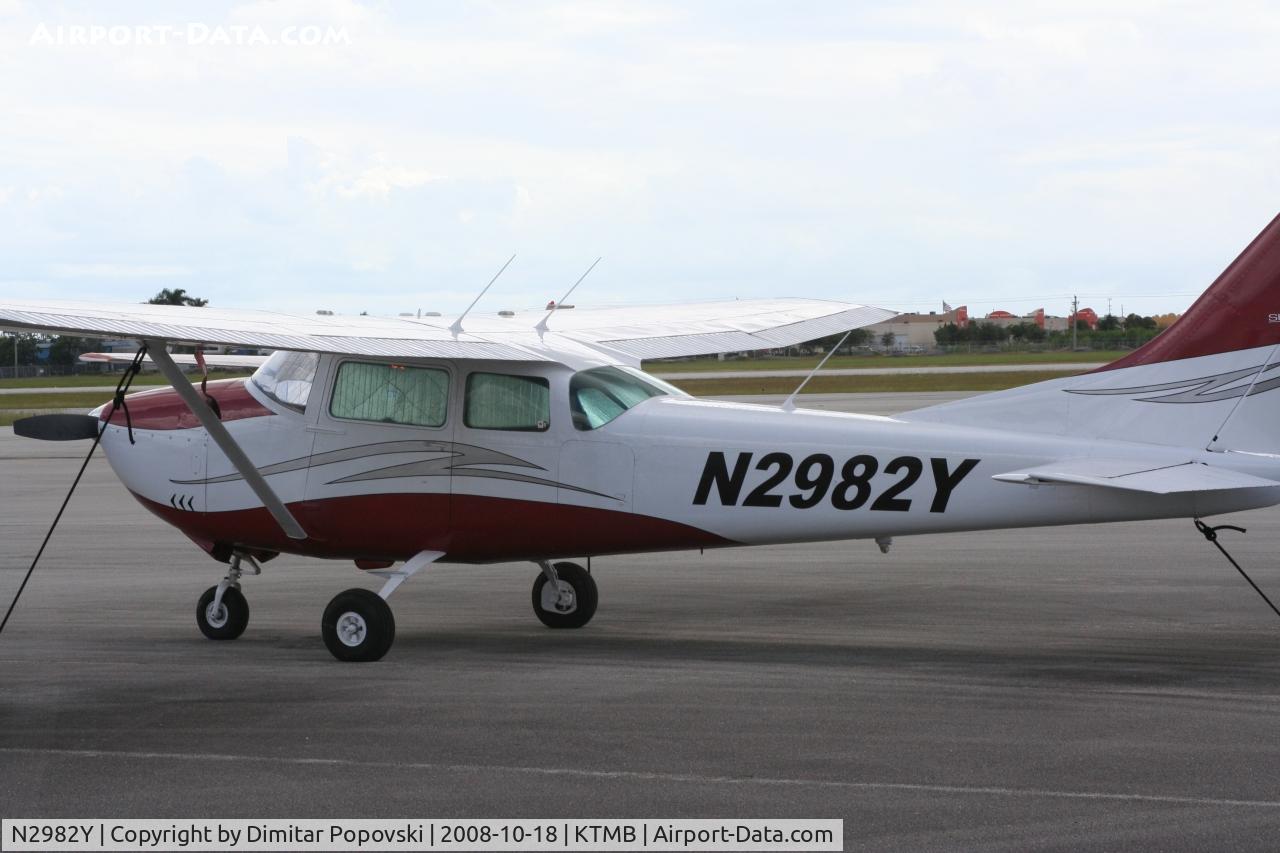 N2982Y, 1962 Cessna 182E Skylane C/N 18253982, /