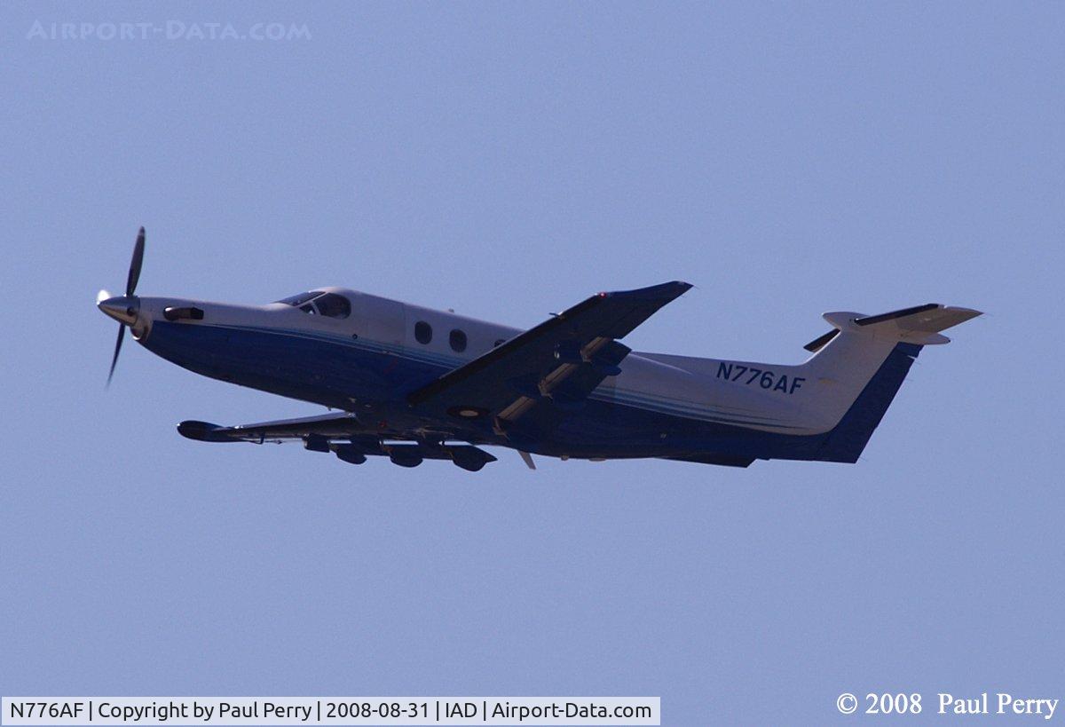 N776AF, 2006 Pilatus PC-12/47 C/N 776, When she got abreast of me, I realized I had seen her earlier in the day.