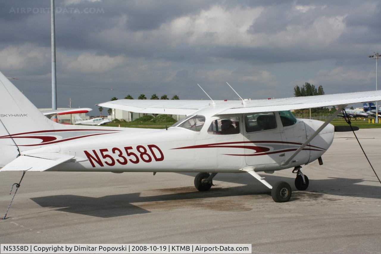 N5358D, 1979 Cessna 172N C/N 17272543, /