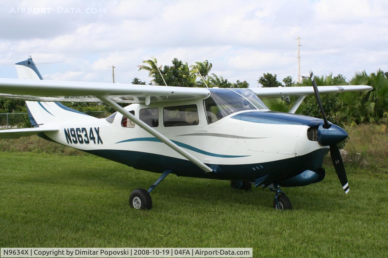N9634X, 1962 Cessna 210B C/N 21057934, Brand new paint job.