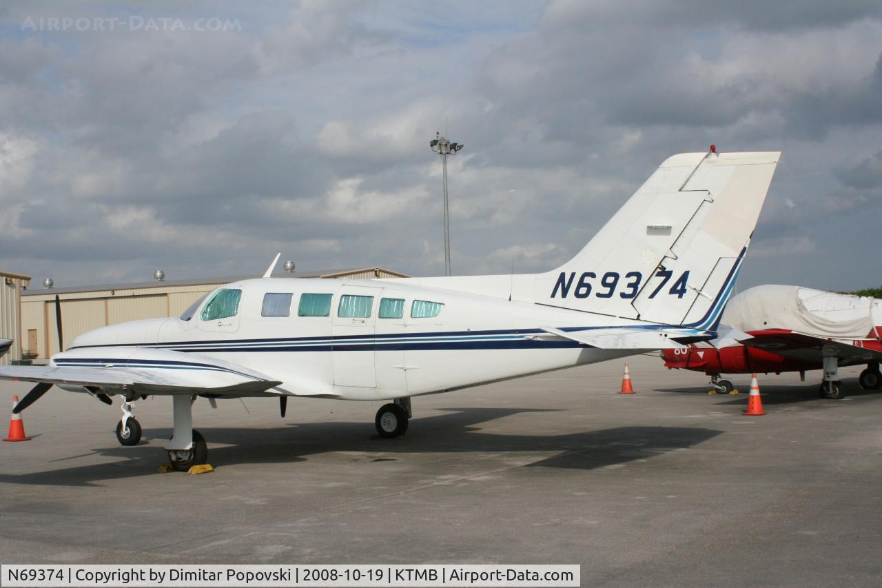 N69374, 1973 Cessna 402B C/N 402B0520, /
