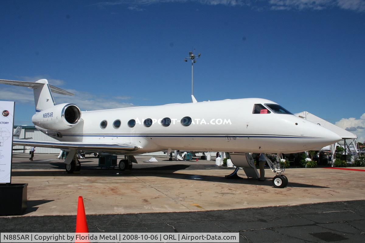N885AR, 2004 Gulfstream Aerospace GIV-X (G450) C/N 4009, Gulfstream 450 at NBAA