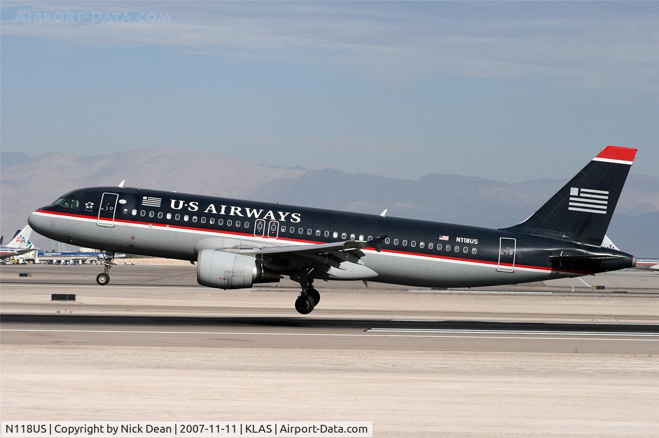 N118US, 2000 Airbus A320-214 C/N 1264, /