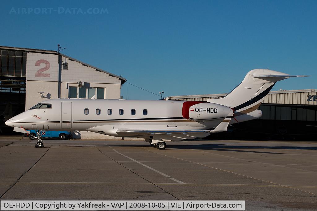 OE-HDD, 2004 Bombardier Challenger 300 (BD-100-1A10) C/N 20065, Bombardier 300
