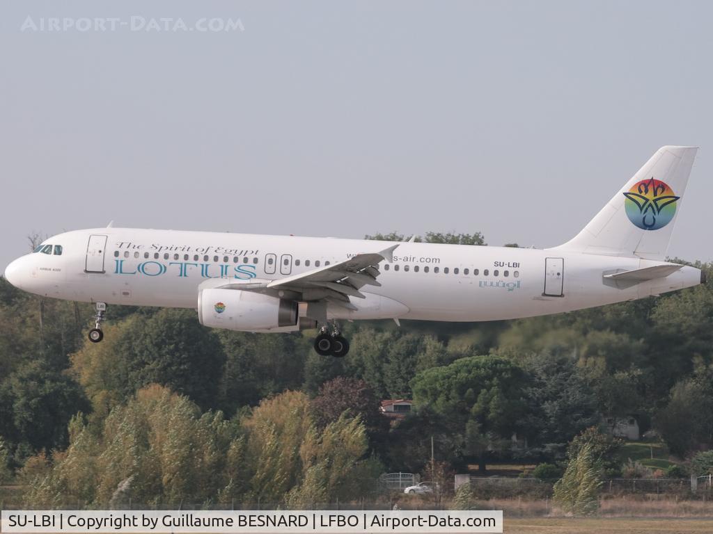 SU-LBI, 1997 Airbus A320-232 C/N 667, Landing 14R
