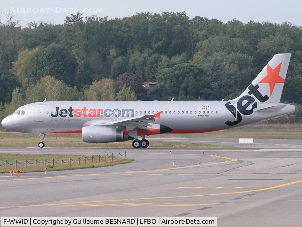 F-WWID, 2008 Airbus A320-232 C/N 3668, Taking off 14R for first flight.