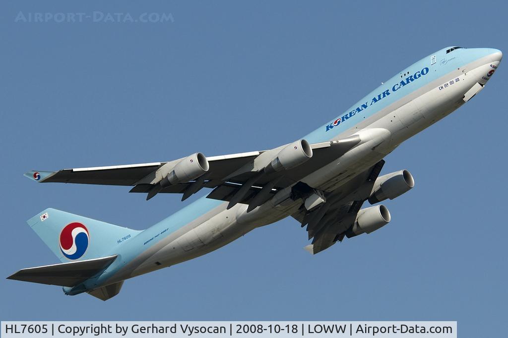 HL7605, 2006 Boeing 747-4B5ERF C/N 35526, powerfull takeoff
