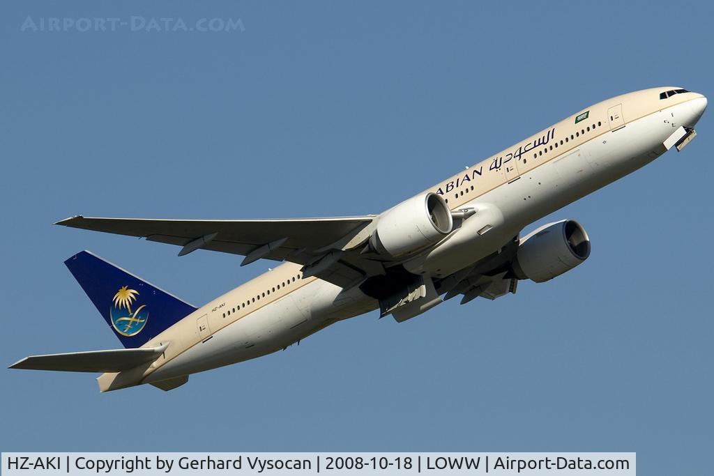 HZ-AKI, 1998 Boeing 777-268/ER C/N 28352, powerfull takeoff