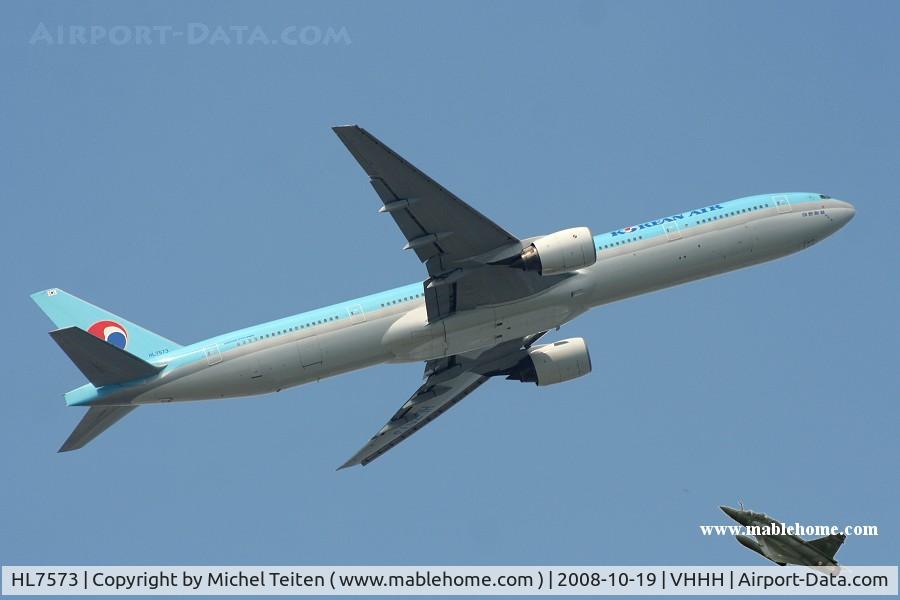 HL7573, 2000 Boeing 777-3B5 C/N 27952, Korean Air