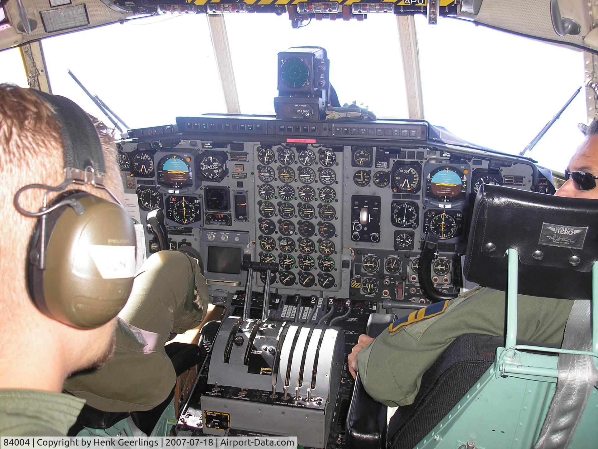84004, Lockheed C-130H Hercules C/N 382-4881, Swedish AF  Cockpit C-130H