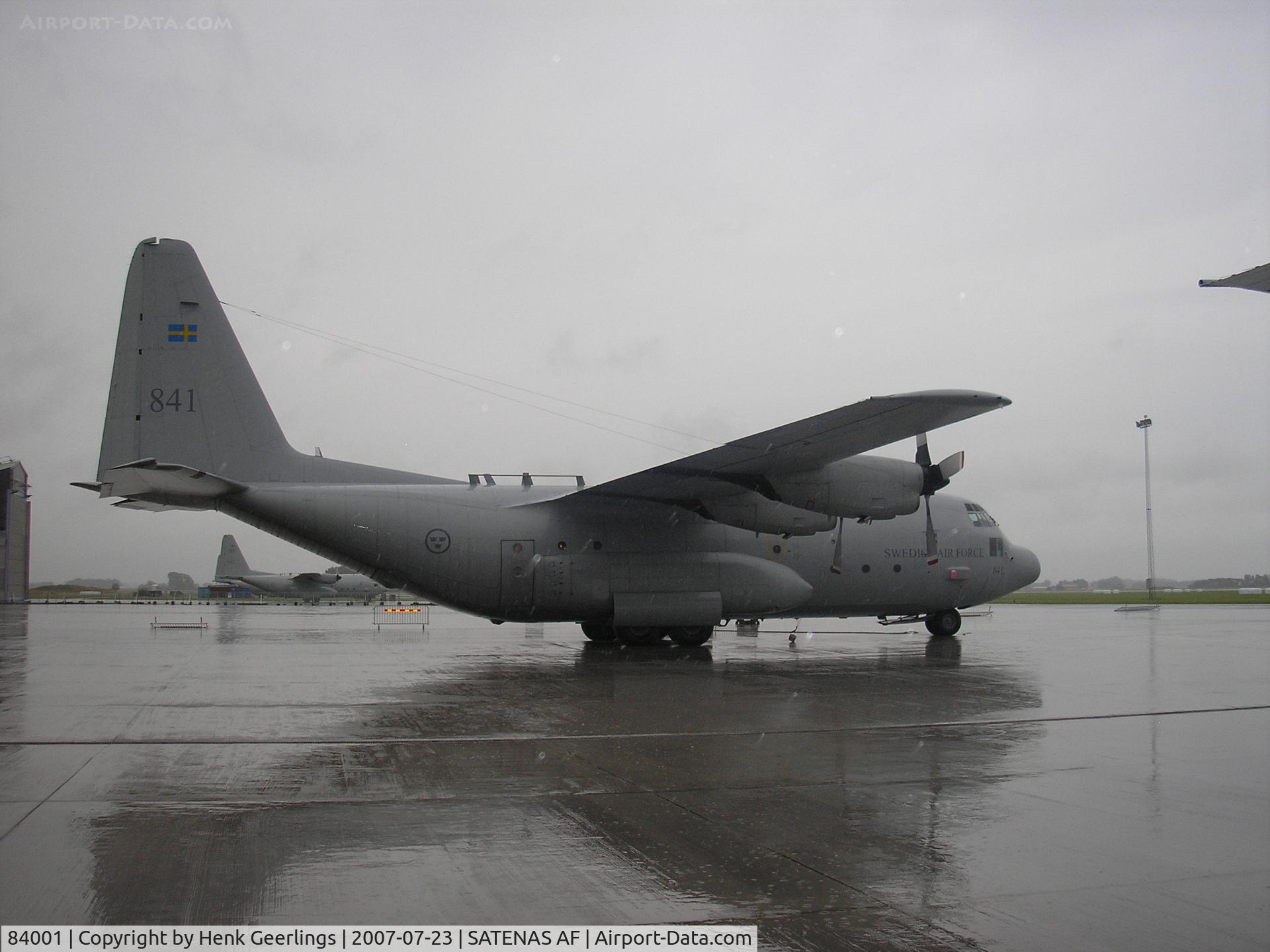 84001, 1964 Lockheed C-130H Hercules C/N 382-4039, Satenas AFB , Transport Sqn