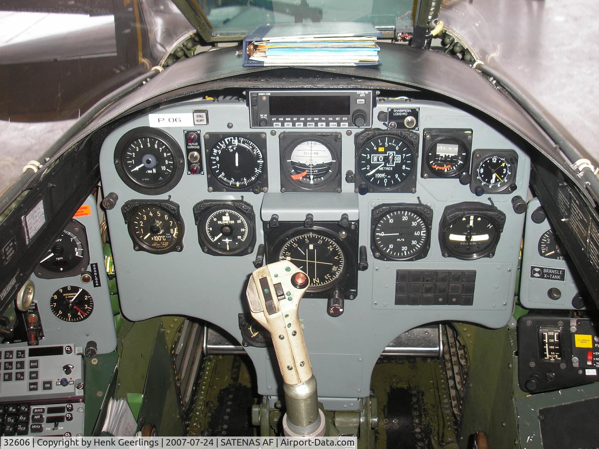 32606, 1953 Saab J32D Lansen C/N 32-606, SwAF Historic Flt - Satenas AFB  July 2007