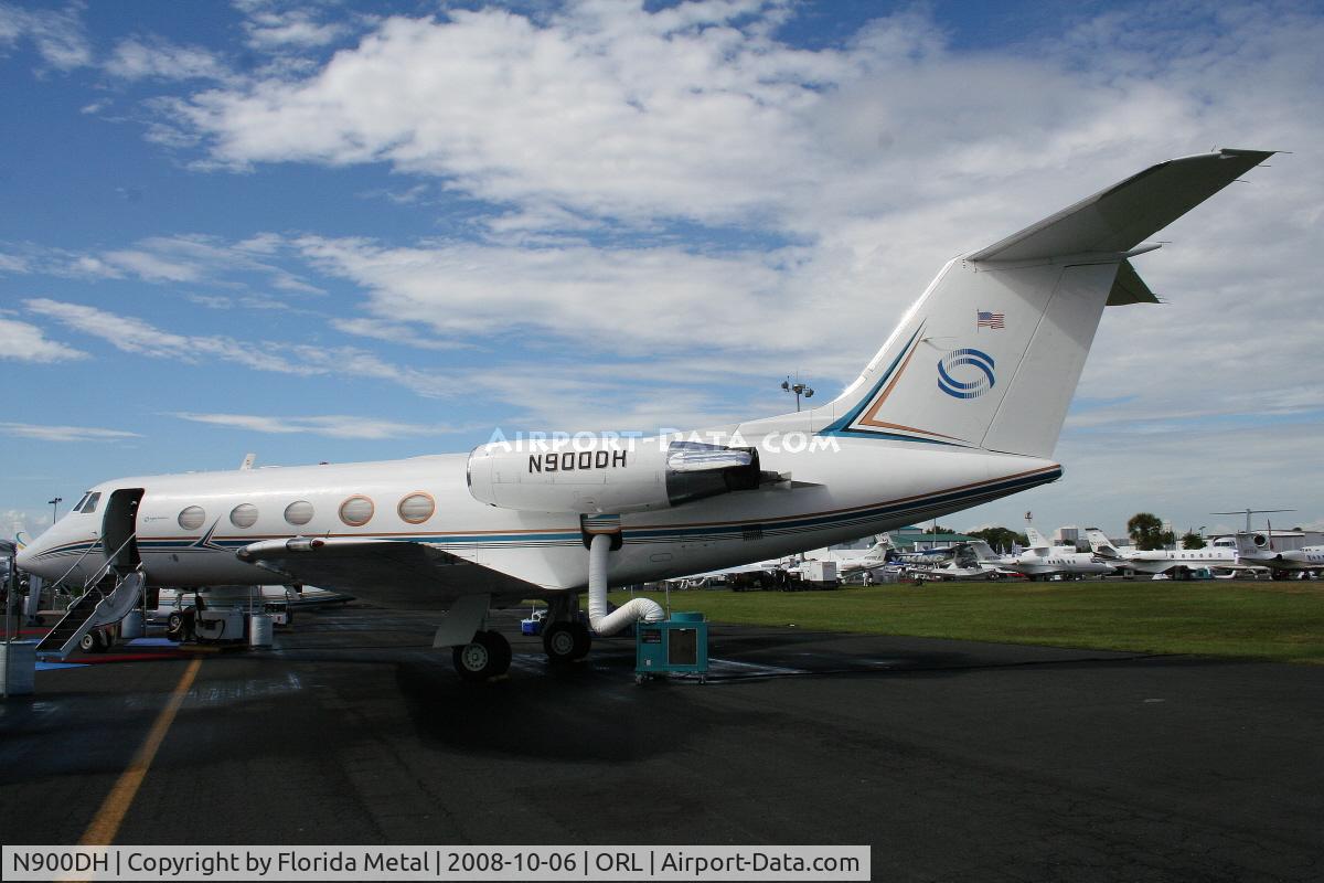 N900DH, 1972 Grumman G-1159 Gulfstream II C/N 111, Gulfstream II at NBAA