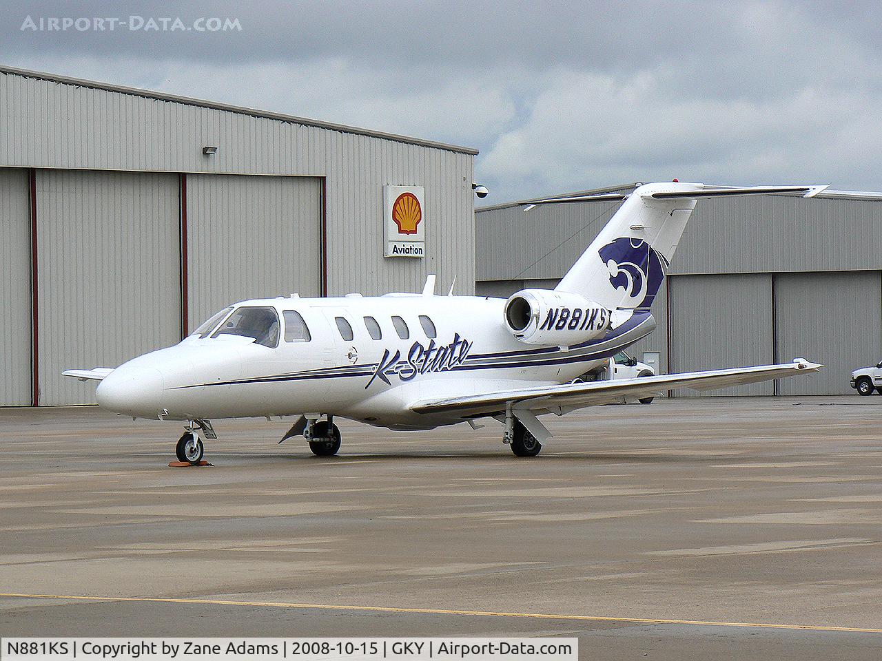 N881KS, 1999 Cessna 525 C/N 525-0300, Kansas State Citation 525 at Arlington Municipal