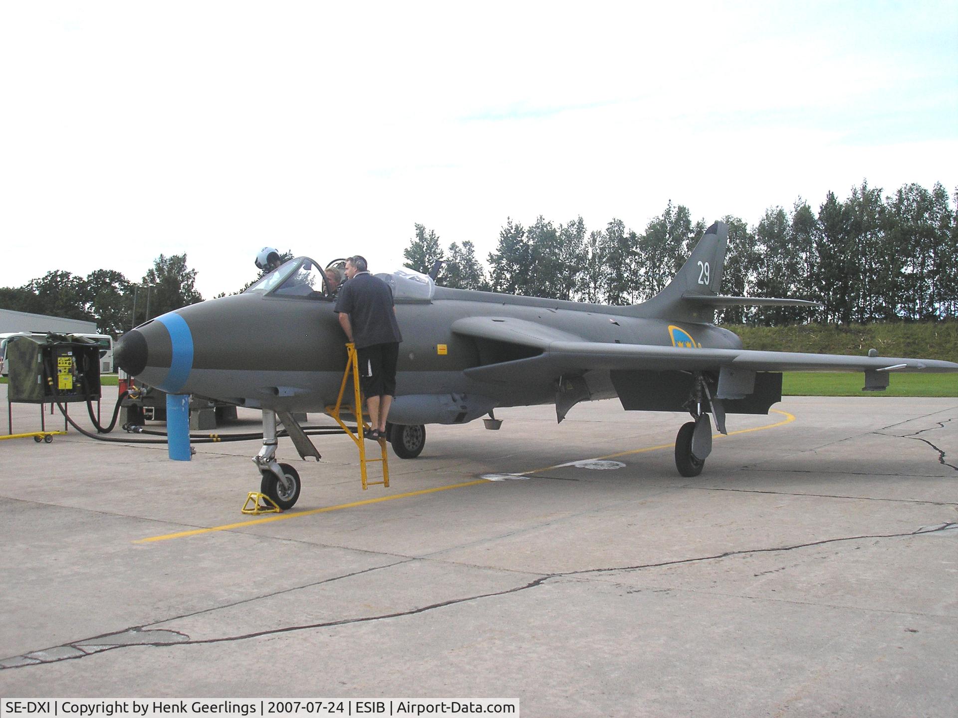 SE-DXI, Hawker Hunter F.58 C/N 41H/697440, SwAF Historic Flt - Satenas AFB  July 2007