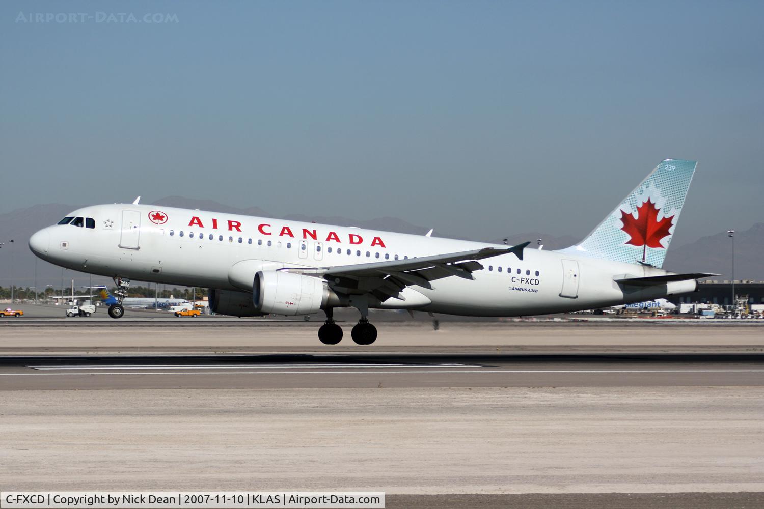 C-FXCD, 2003 Airbus A320-214 C/N 2018, KLAS