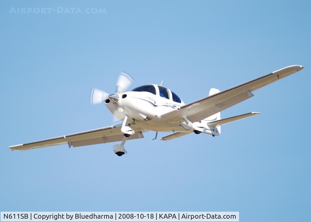 N611SB, 2004 Cirrus SR22 GTS C/N 1180, Touch and Go for 17L.