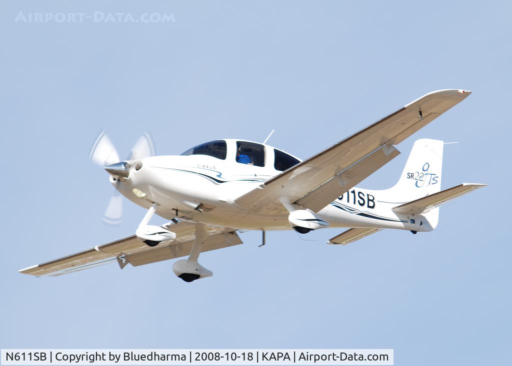 N611SB, 2004 Cirrus SR22 GTS C/N 1180, Touch and Go for 17L.