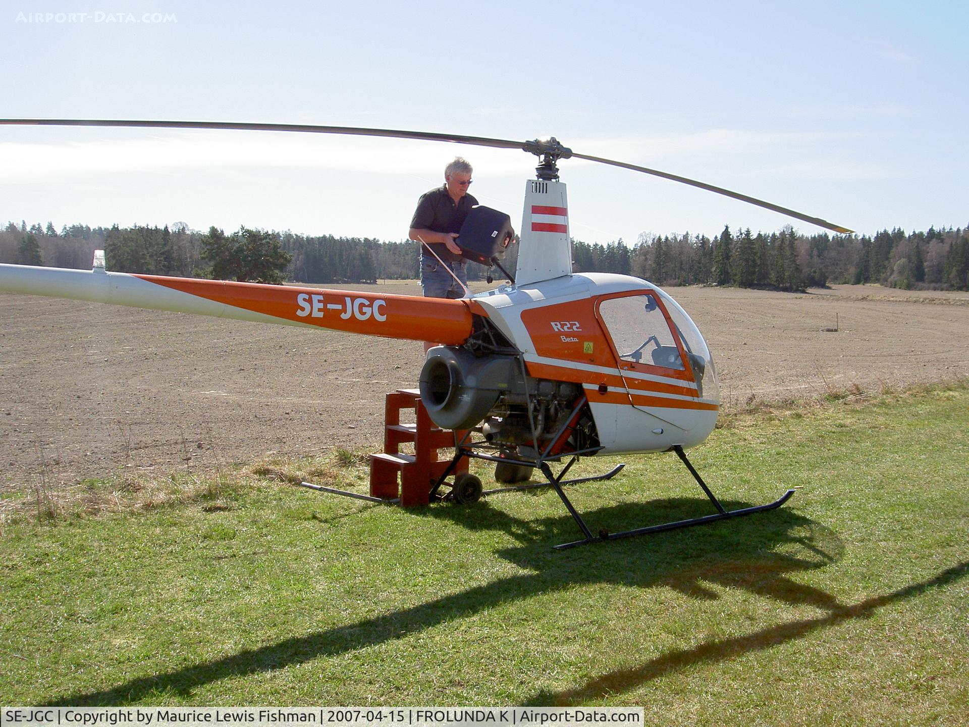 SE-JGC, Robinson R22 Beta C/N 0692, ROBINSON R22 BETA