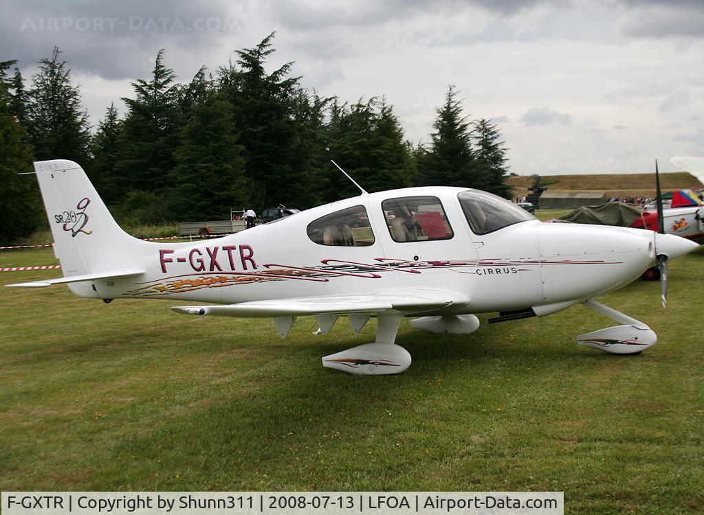 F-GXTR, 2007 Cirrus SR20 G2 C/N 1795, Displayed during LFOA Airshow 2008