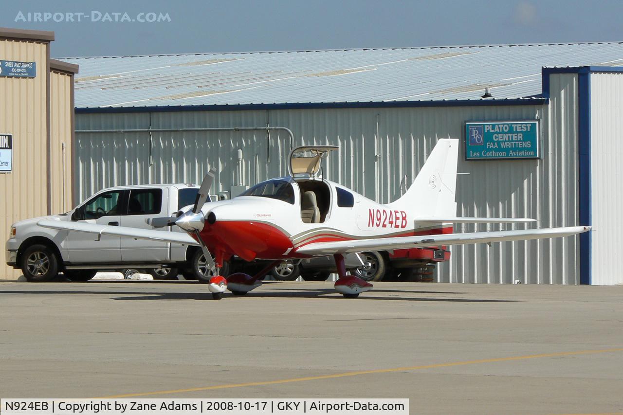 N924EB, 2006 Columbia Aircraft Mfg LC41-550FG C/N 41708, At Arlington Municipal